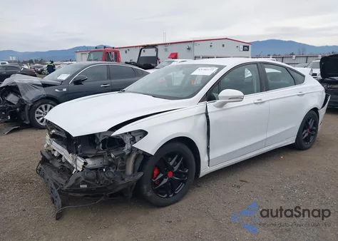 2014 Ford Fusion Se z USA, uszkodzony, nr VIN 3FA6P0H72ER187875